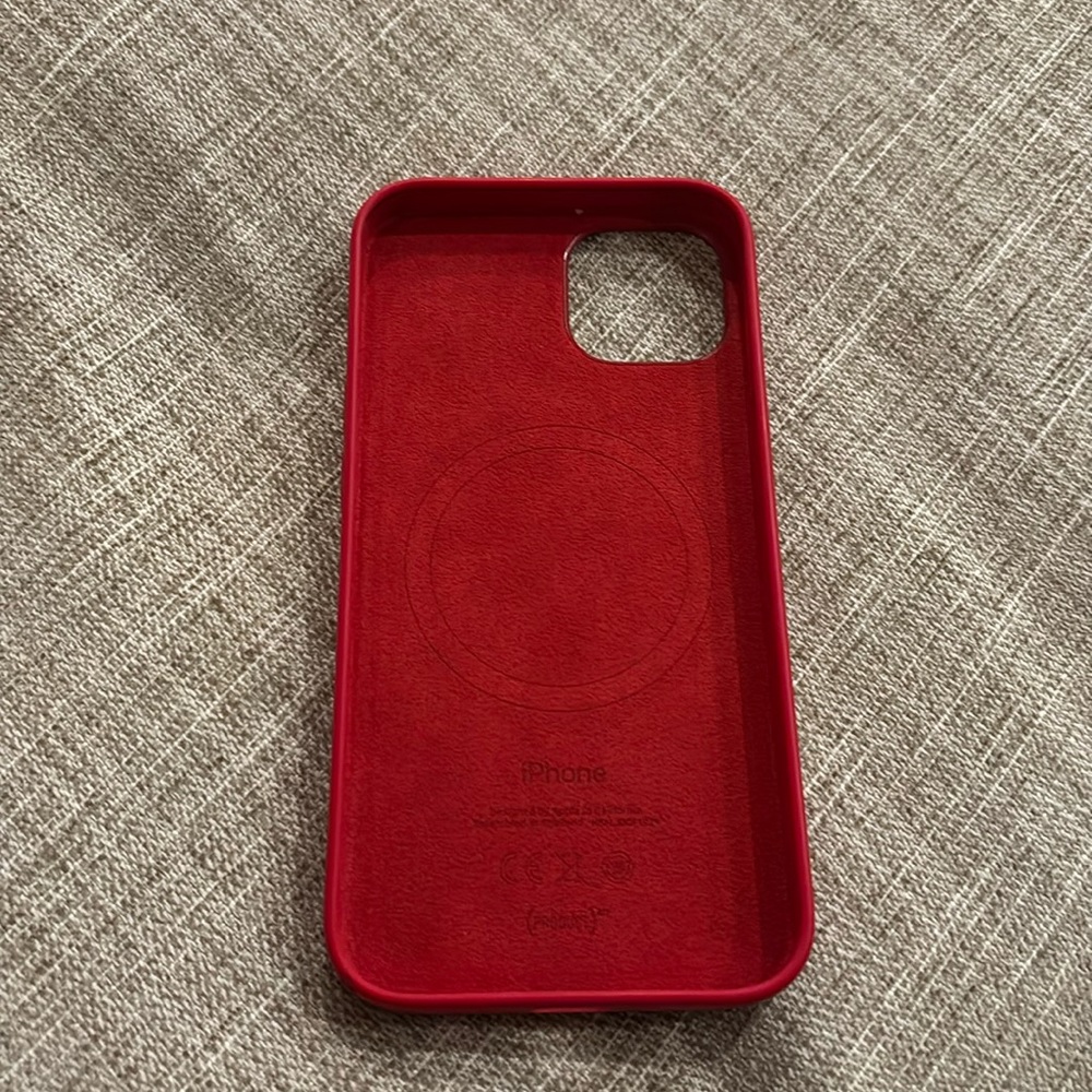 Outer box iPhone 13